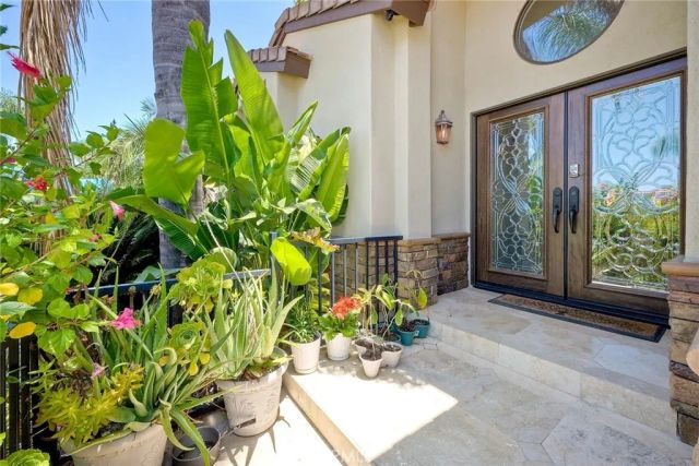 30896 Emperor, Canyon Lake, CA 92587