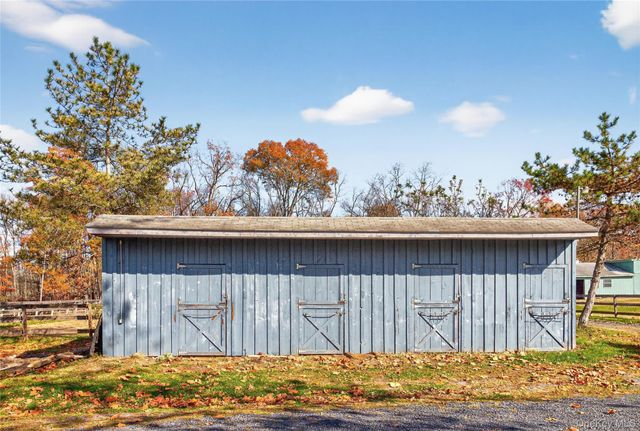 99 Dusinberre Road, Gardiner, NY 12525