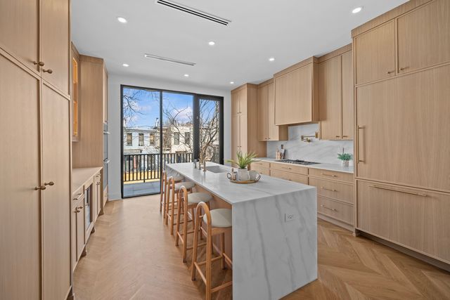 363A 12TH Street, New York City, NY 11215