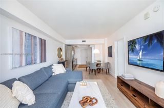 121 NE 34th St L402, Miami, FL 33137