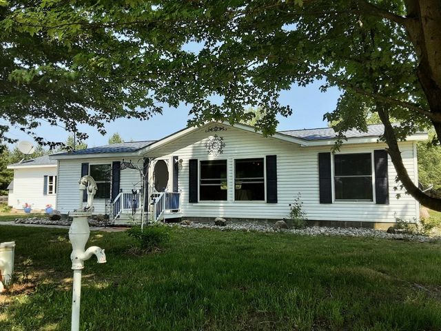2404 Wilber Road, East Tawas, MI 48730