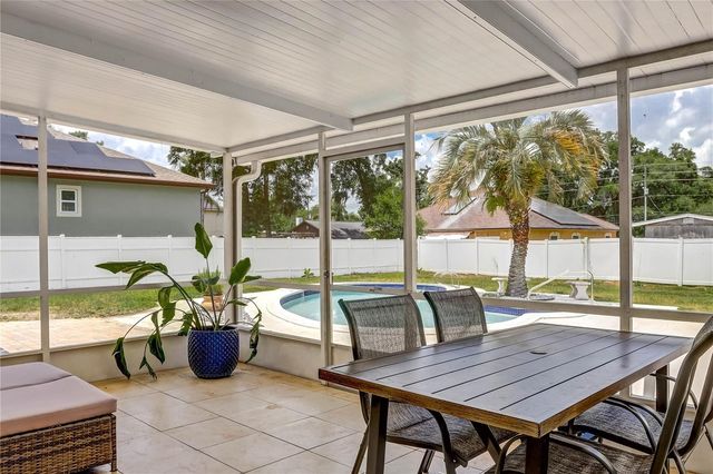 647 E HILLCREST STREET, Altamonte Springs, FL 32701
