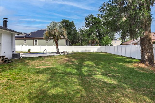 647 E HILLCREST STREET, Altamonte Springs, FL 32701