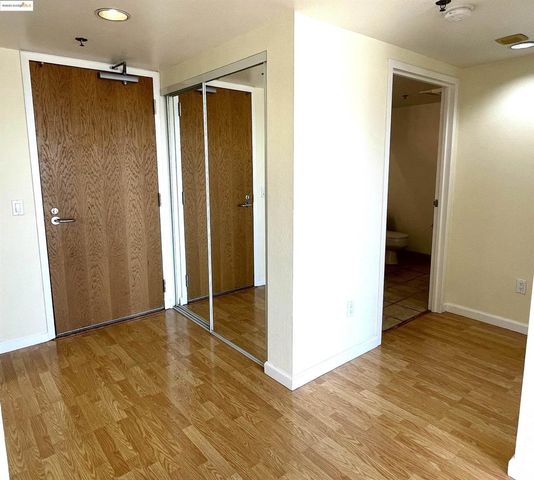 988 Franklin St 627, Oakland, CA 94607