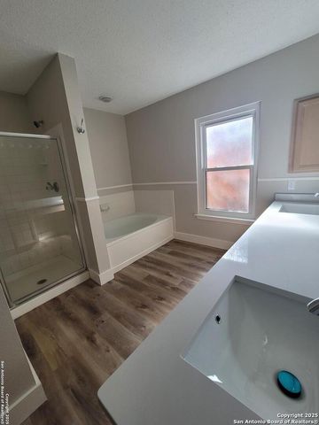 2410 Melrose Canyon Dr., San Antonio, TX 78232