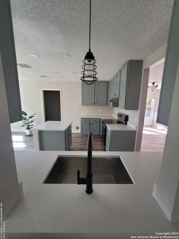 2410 Melrose Canyon Dr., San Antonio, TX 78232