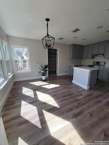 2410 Melrose Canyon Dr., San Antonio, TX 78232