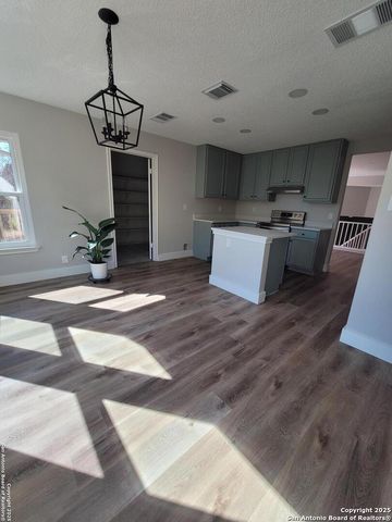 2410 Melrose Canyon Dr., San Antonio, TX 78232