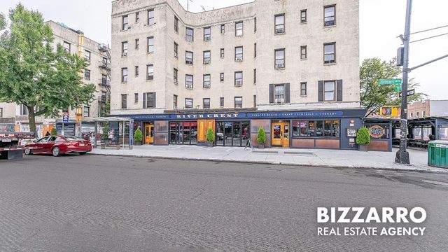 2116 35th St Apt 1F, New York City, NY 11105