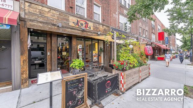 2116 35th St Apt 1F, New York City, NY 11105