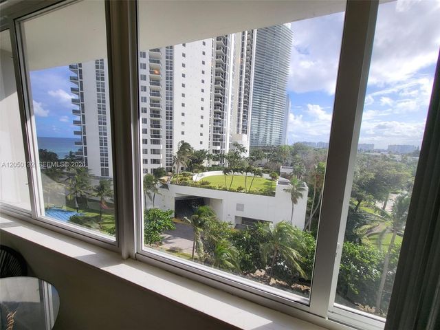 19201 E Collins Avenue 442, Sunny Isles Beach, FL 33160