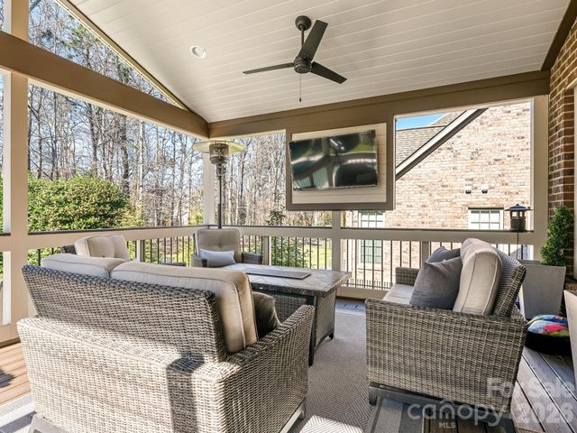 5422 Open Book Lane, Charlotte, NC 28270