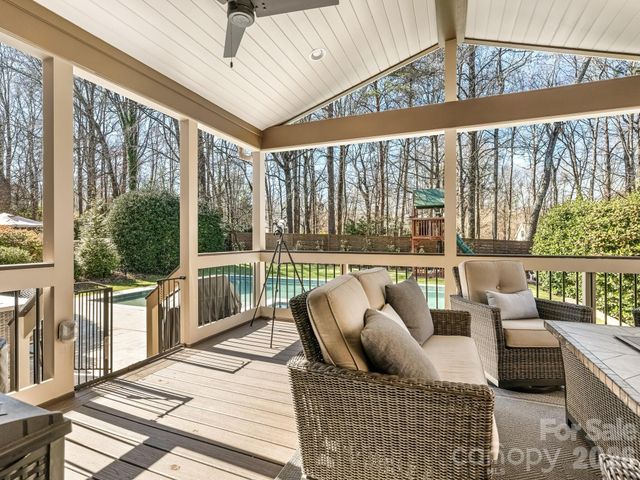 5422 Open Book Lane, Charlotte, NC 28270