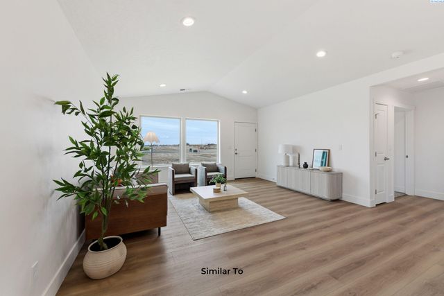 222 N Dewberry Pl, Kennewick, WA 99336