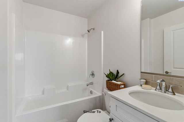 222 N Dewberry Pl, Kennewick, WA 99336