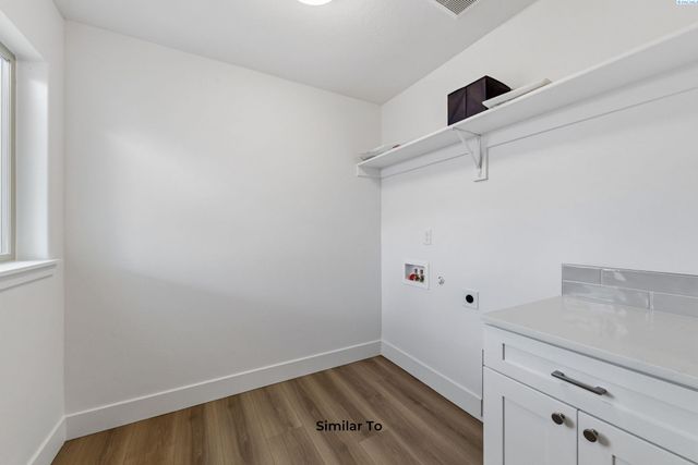 222 N Dewberry Pl, Kennewick, WA 99336