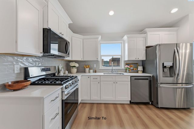 222 N Dewberry Pl, Kennewick, WA 99336