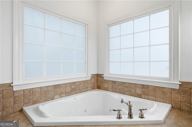 134 Royal Oaks Drive, Canton, GA 30115