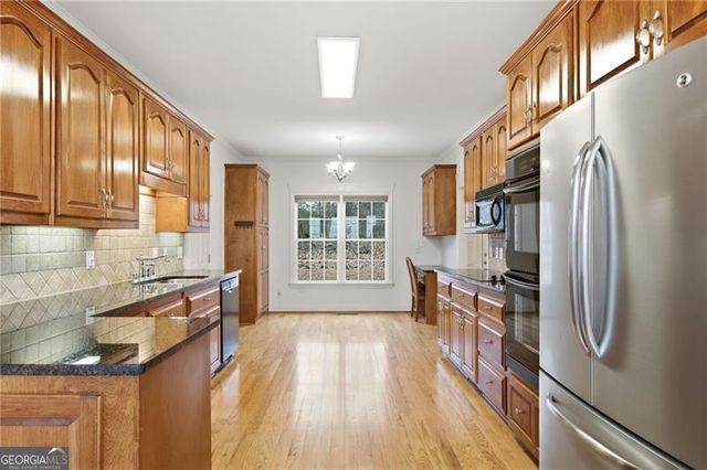 134 Royal Oaks Drive, Canton, GA 30115