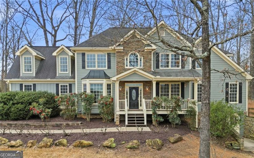 134 Royal Oaks Drive, Canton, GA 30115