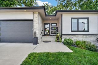 935 Arbor Woods Drive, Pleasant Hill, IA 50327