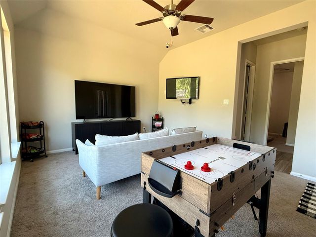 17413 Chestnut Cove Drive, Conroe, TX 77302