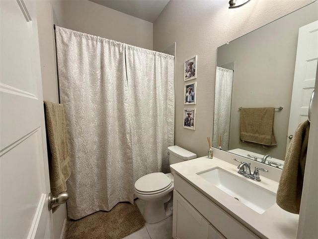17413 Chestnut Cove Drive, Conroe, TX 77302