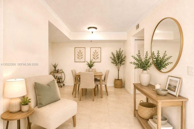 814 NW 36th Avenue 302, Miami, FL 33125