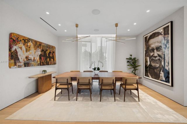 424 W Rivo Alto Dr, Miami Beach, FL 33139