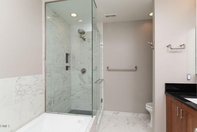 122 N Harrington Street 825, Raleigh, NC 27603