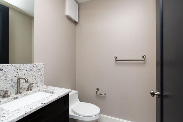 122 N Harrington Street 825, Raleigh, NC 27603