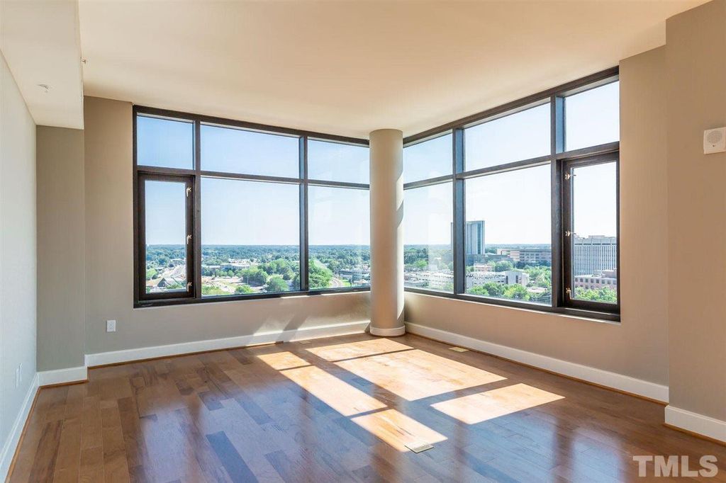 122 N Harrington Street 825, Raleigh, NC 27603