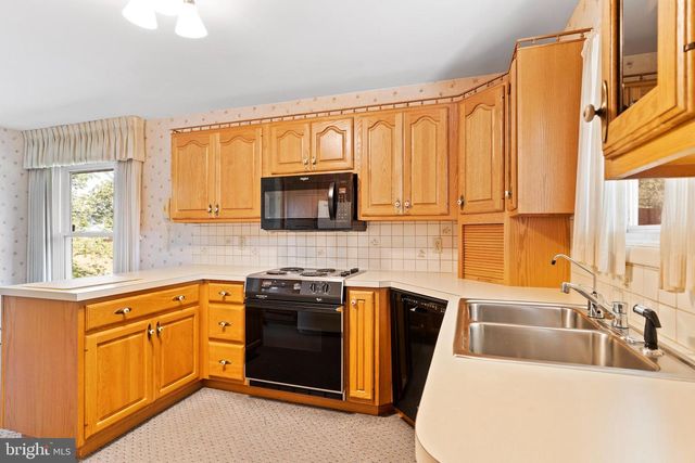 5914 CATHERINE ST, Harrisburg, PA 17112