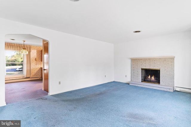 5914 CATHERINE ST, Harrisburg, PA 17112