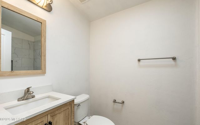 623 W Thurber Road, Tucson, AZ 85705