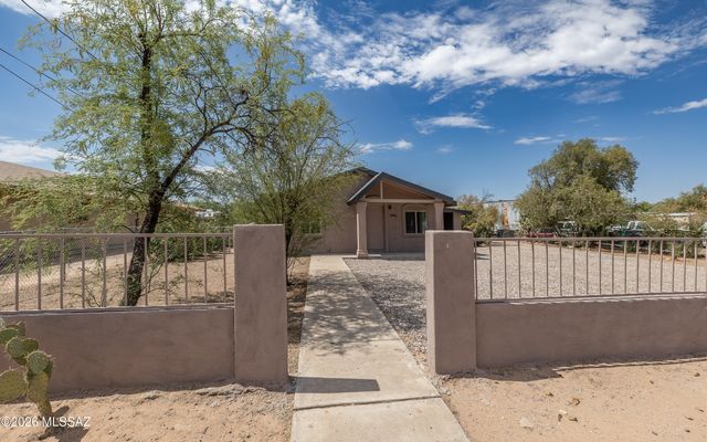 623 W Thurber Road, Tucson, AZ 85705