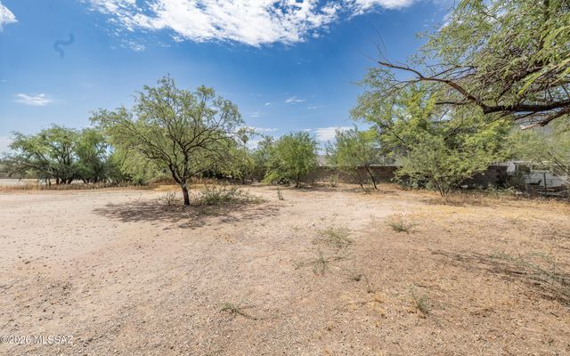 623 W Thurber Road, Tucson, AZ 85705
