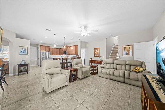 4370 9th Manor SW, Vero Beach, FL 32968