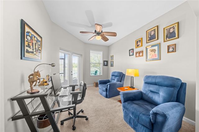 4370 9th Manor SW, Vero Beach, FL 32968