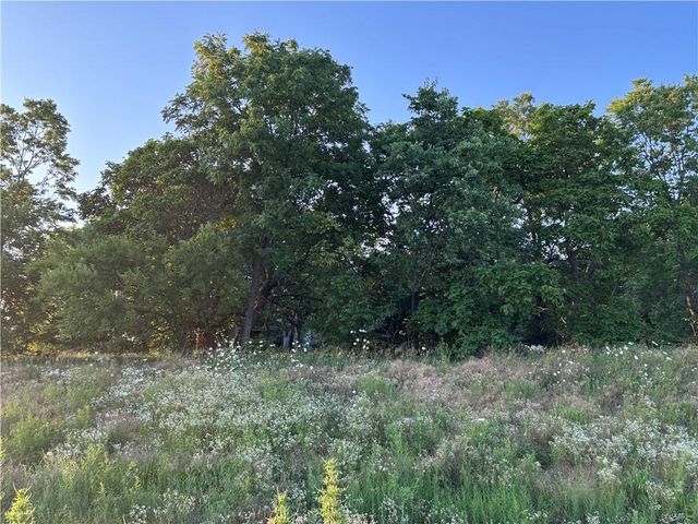 27865 New Lancaster Road, Louisburg, KS 66053