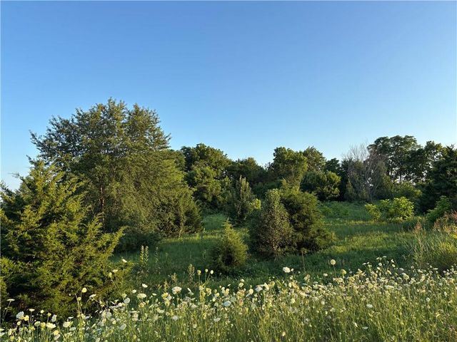 27865 New Lancaster Road, Louisburg, KS 66053