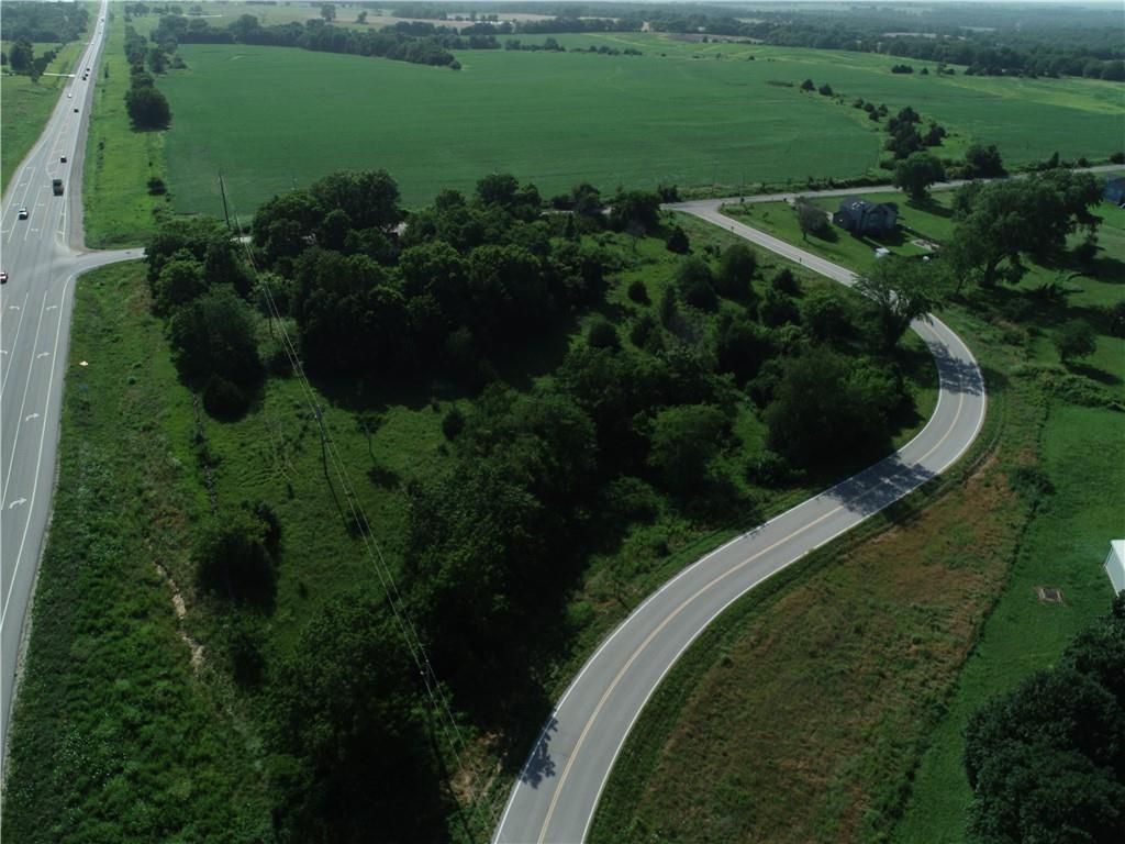 27865 New Lancaster Road, Louisburg, KS 66053