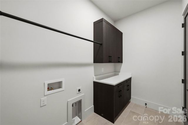 1433 N Sharon Amity Road, Charlotte, NC 28211