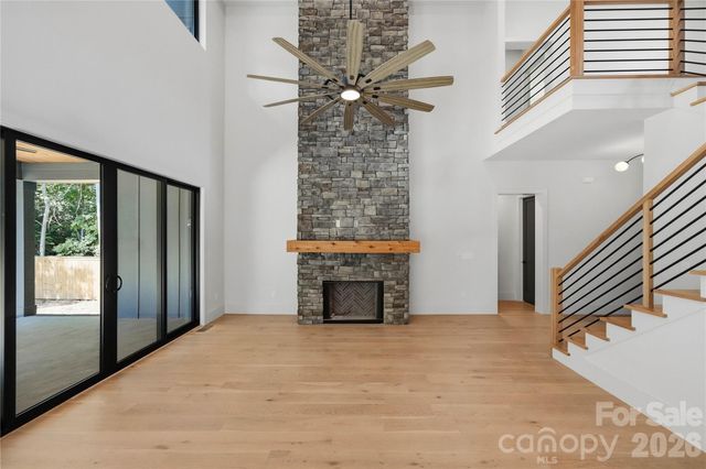 1433 N Sharon Amity Road, Charlotte, NC 28211