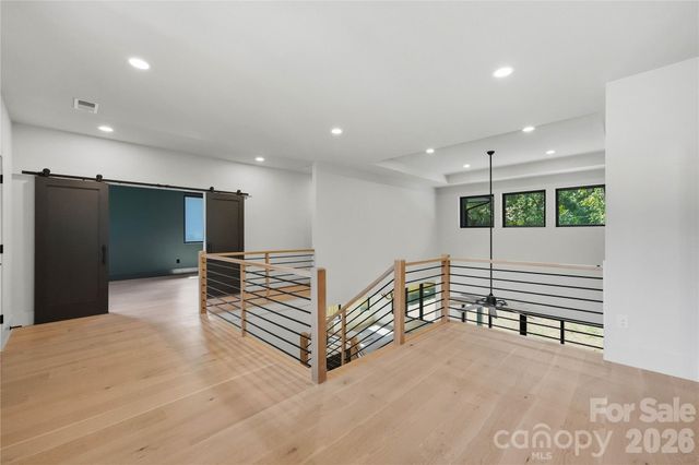 1433 N Sharon Amity Road, Charlotte, NC 28211