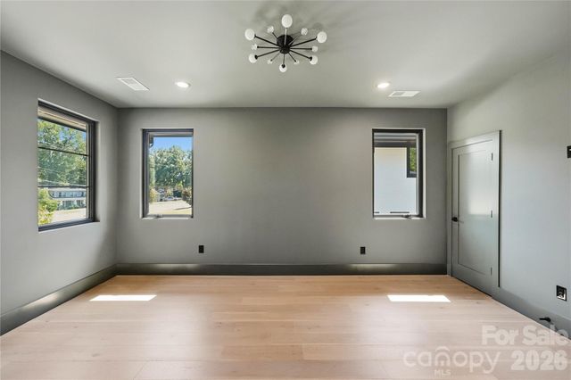 1433 N Sharon Amity Road, Charlotte, NC 28211