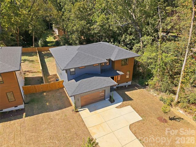 1433 N Sharon Amity Road, Charlotte, NC 28211