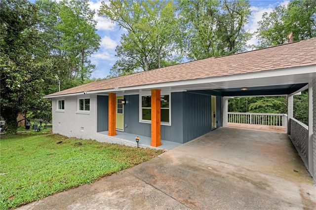 844 San Miguel Drive, Stone Mountain, GA 30083