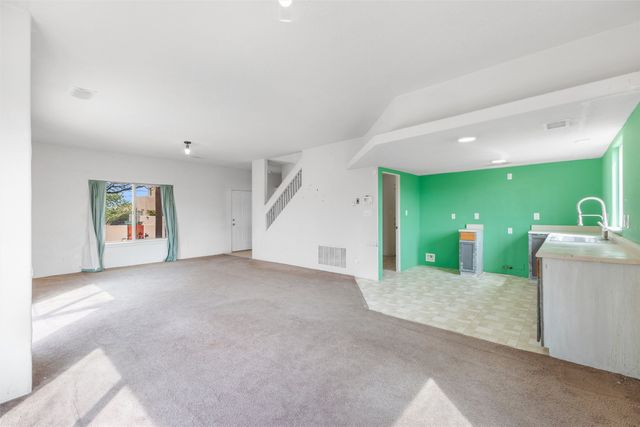 6427 Cerros Grandes, Santa Fe, NM 87507