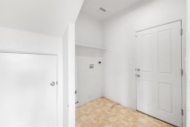 6427 Cerros Grandes, Santa Fe, NM 87507
